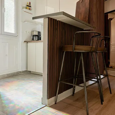 Ney - 2 Bedrooms 1 Living * Parigi