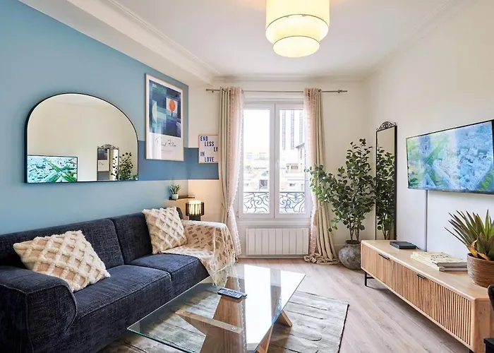 Ney - 2 Bedrooms 1 Living