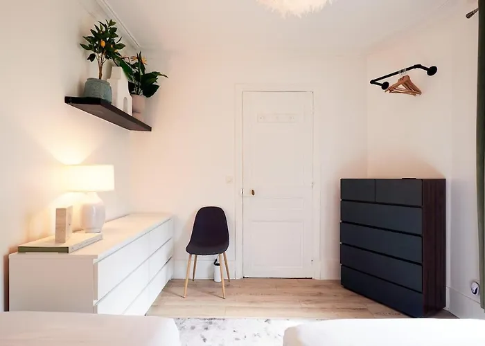 Ney - 2 Bedrooms 1 Living Apartman *
