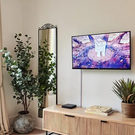 Ney - 2 Bedrooms 1 Living Paris